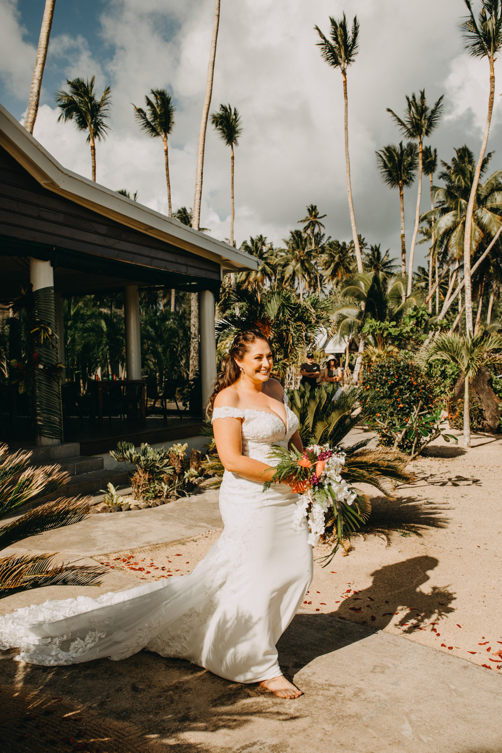 Samoa-tropical-wedding-Saletoga-Beach-resort–27