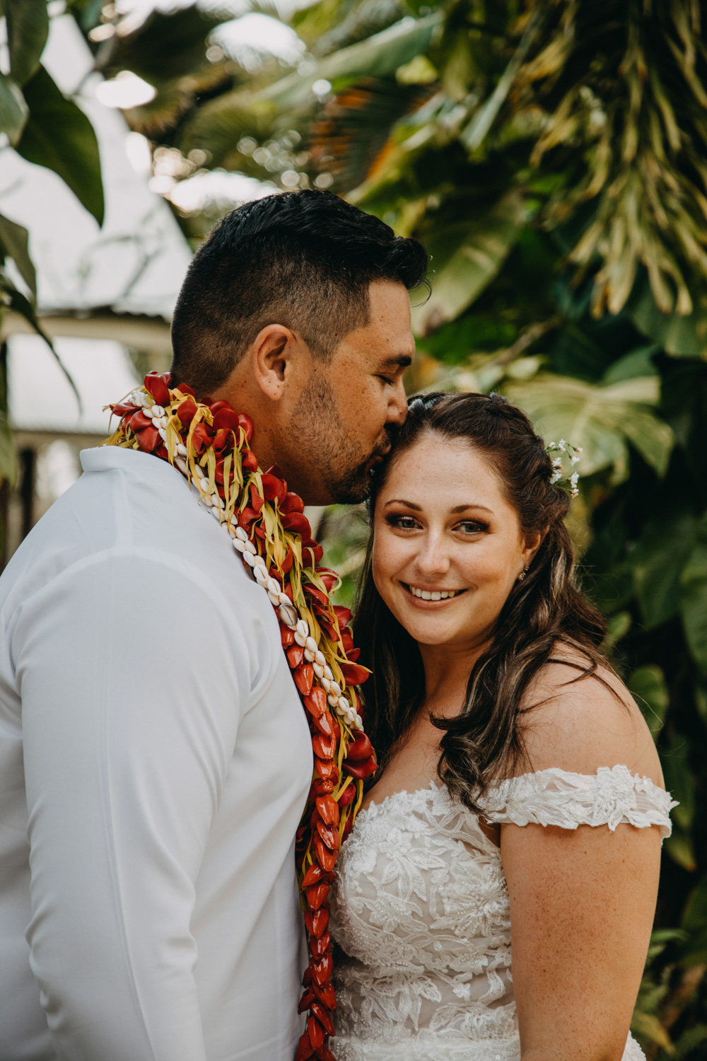 Samoa-tropical-wedding-Saletoga-Beach-resort–71