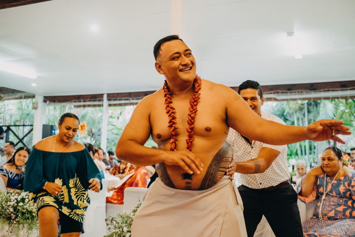 Samoan-traditional-tropical-wedding-CH+R-91