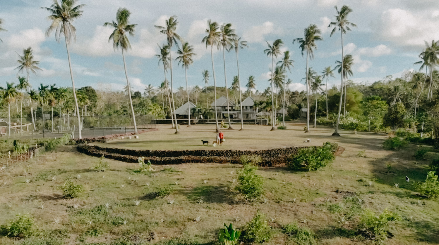BecomingFogalepolo-Samoa-organicfarm-healthyeating-farmer-agriculture-documentary-photography-documentaryfilm-organicfarming-27-2COVER